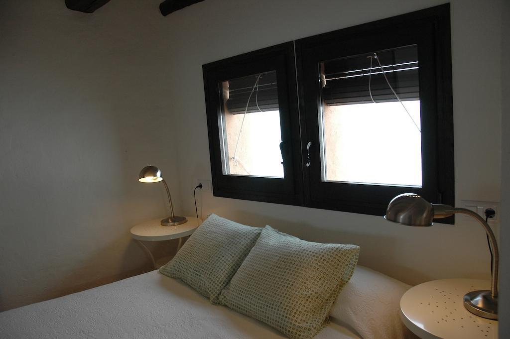 Habitaciones Con Encanto - Cal Alejandro Montsonis Exterior photo